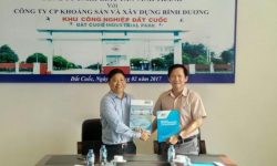 Lễ ký hợp đồng nguyên tắc thuê đất KCN giữa KSB và Cty TNHH Giấy Tân Vĩnh Thành